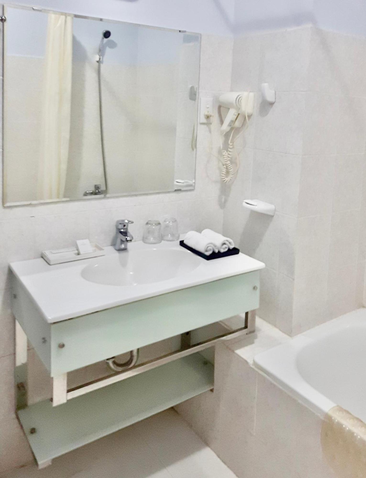 Chau Pho Hotel Chau Doc Εξωτερικό φωτογραφία